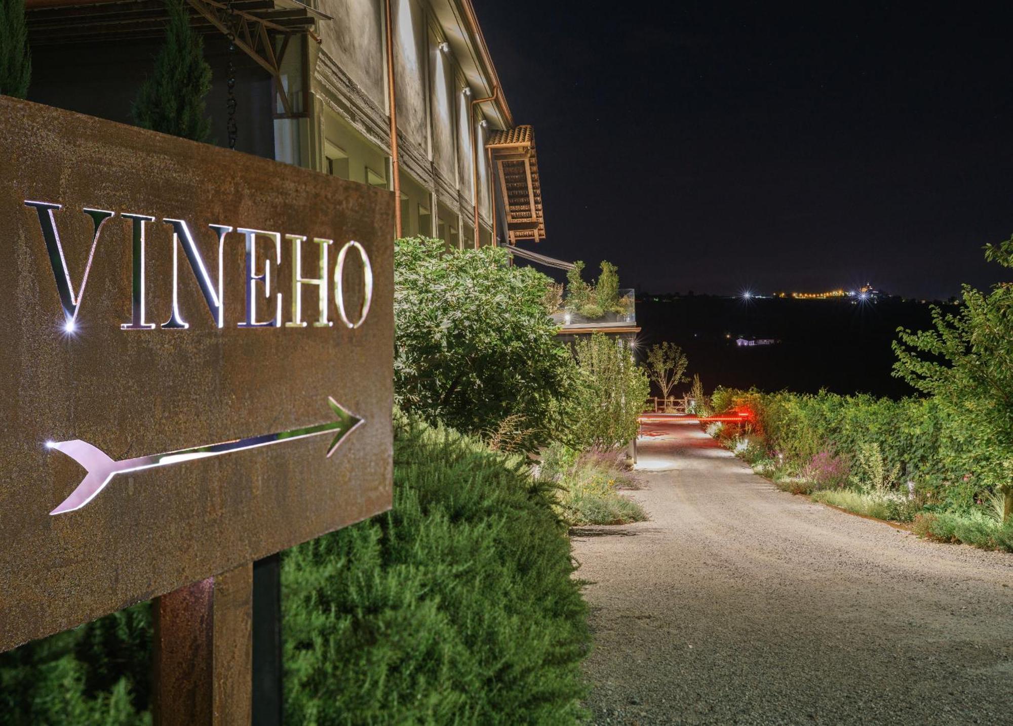 Vineho *